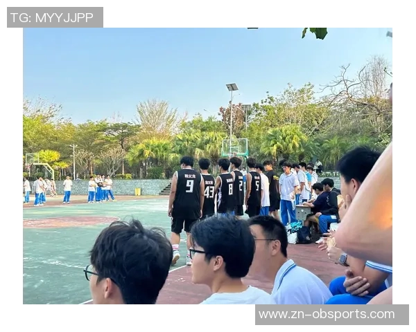 文班赛后第一时间回看录像努力为下场比赛做好充分准备