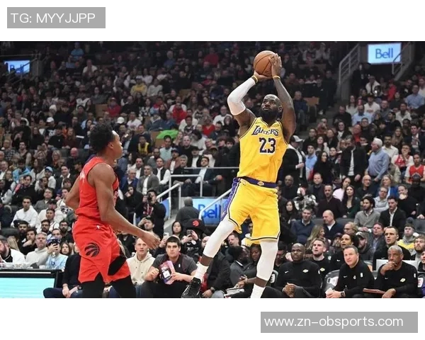 詹姆斯与八村的默契配合富保罗称其无需弥补过错