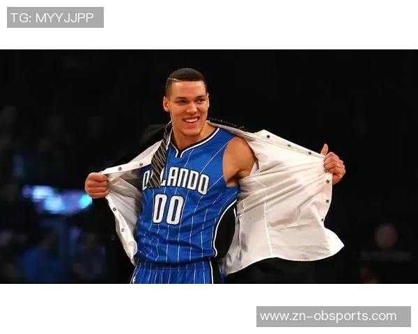 戈登表现抢眼16投7中贡献全队第二高23分并有6篮板4助攻及7罚球命中