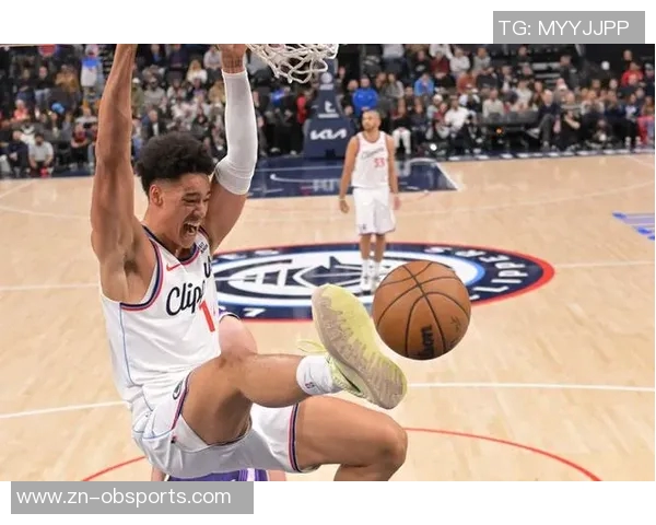 快船25年传奇与争议交织保罗离队鲍威尔交易比尔受伤小卡合同风波揭秘