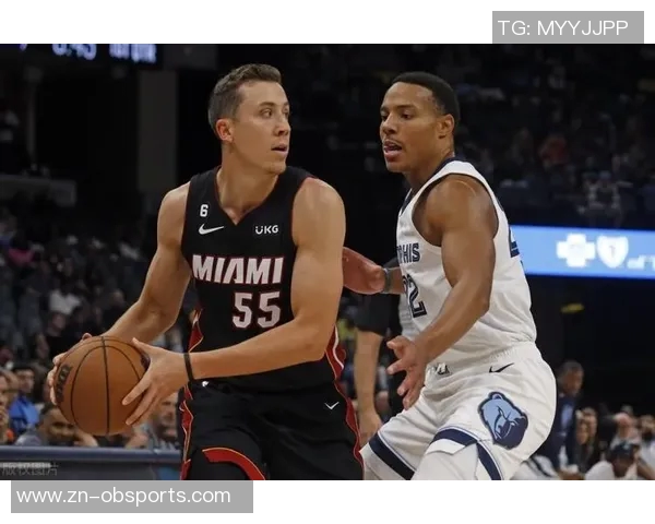 阿尔瓦拉多表现抢眼全场最高24分三分球命中率高达545 阿尔瓦拉多表现抢眼全场最高24分三分球命中率高达545