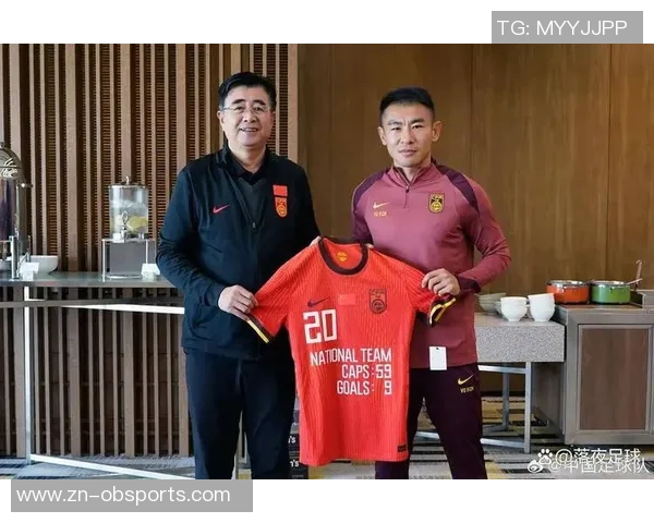 于汉超退役后以训练员身份重返国家队开启新篇章